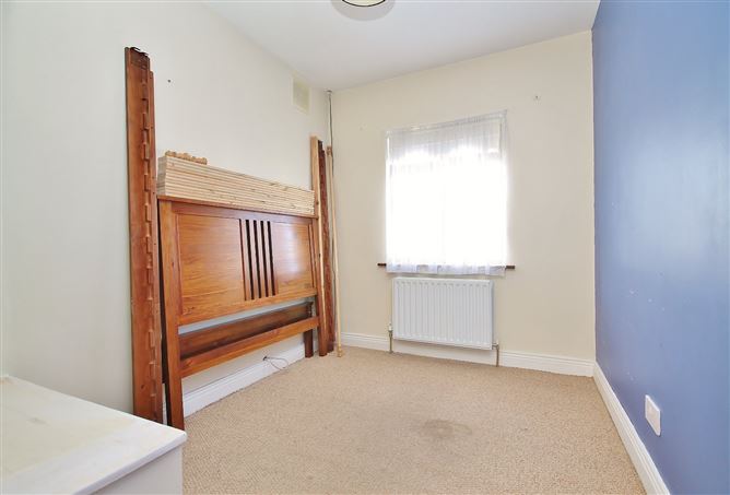 33 St. James's Road, Walkinstown, Dublin 12