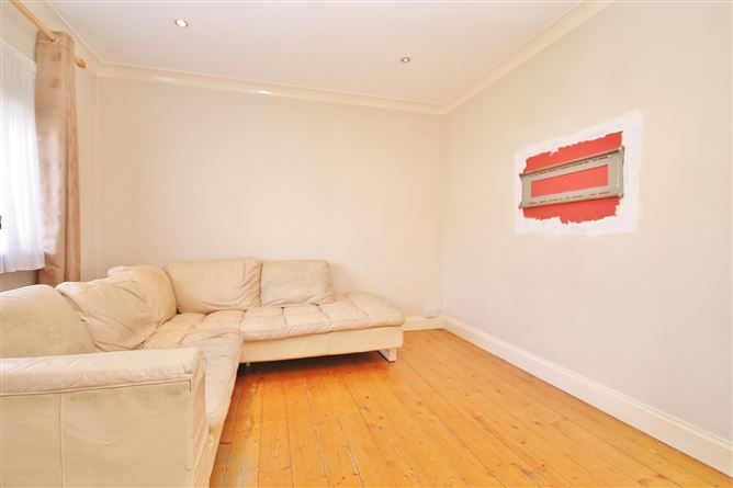 33 St. James's Road, Walkinstown, Dublin 12