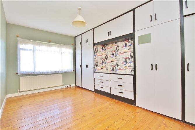 33 St. James's Road, Walkinstown, Dublin 12