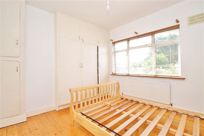 33 St. James's Road, Walkinstown, Dublin 12