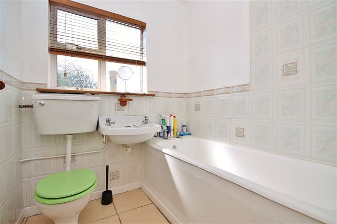 33 St. James's Road, Walkinstown, Dublin 12