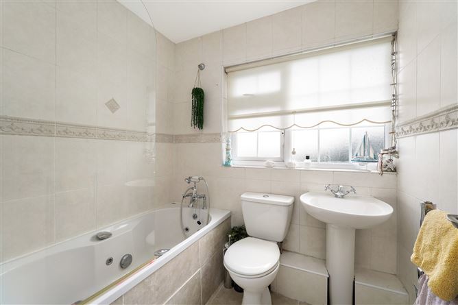 1 The Orchard, Woodfarm Acres, Palmerstown, Dublin 20