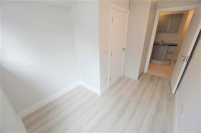 Phibsborough Road, Phibsborough, Dublin 7