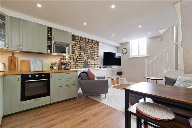 5 Maxwell Street, Dublin 8