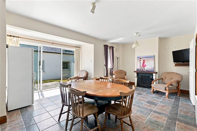 25 Seamount Village, Ardamine, Gorey, County Wexford