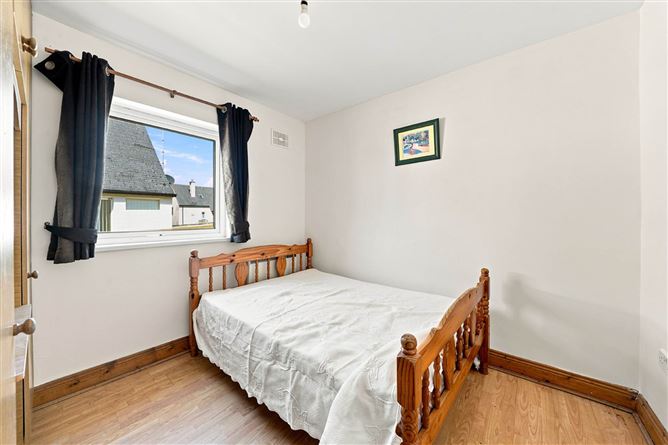Photo 10 of 28 — 25 Seamount Village, Ardamine, Gorey, County Wexford