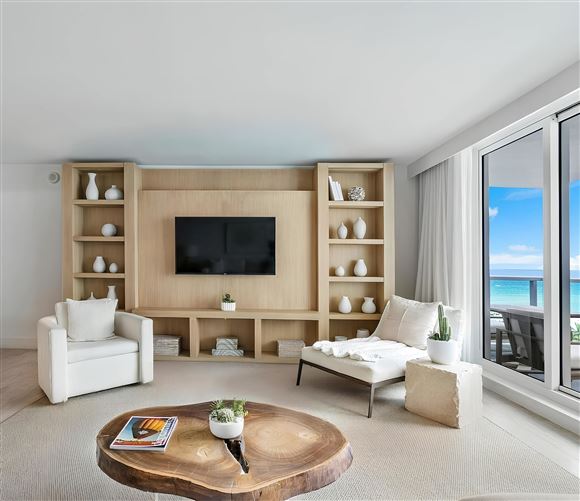 Reclaimed & Atlantic,Miami,Florida,USA