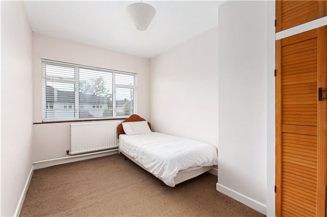 17 Cypress Grove South, Templeogue, Dublin 6W