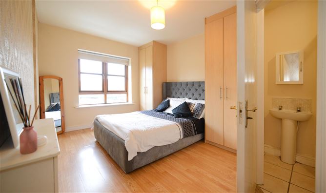 6 Marlfield Lawn, Kiltipper, Tallaght, Dublin