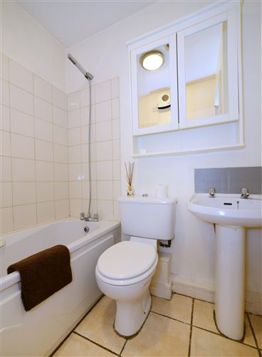 6 Marlfield Lawn, Kiltipper, Tallaght, Dublin