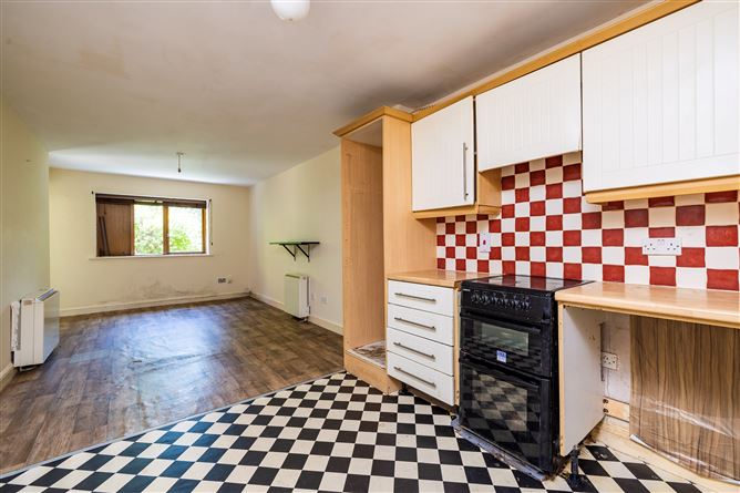 Apt 3 Saint Canice's Square, Church Street, Finglas, Dublin 11