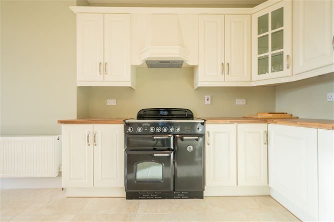 Trawlebane, Bantry,   West Cork