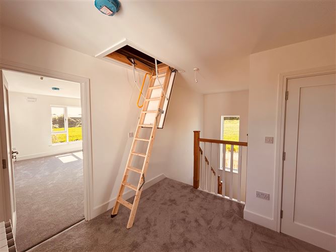 https://photos-a.propertyimages.ie/media/2/1/9/4927912/0f76d5ac-4bd5-486b-9b94-06af3fe8dc7a_l.jpg