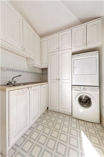 C2, Dawson Lodge, Cross Ave, Blackrock, Co. Dublin