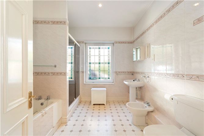 C2, Dawson Lodge, Cross Ave, Blackrock, Co. Dublin