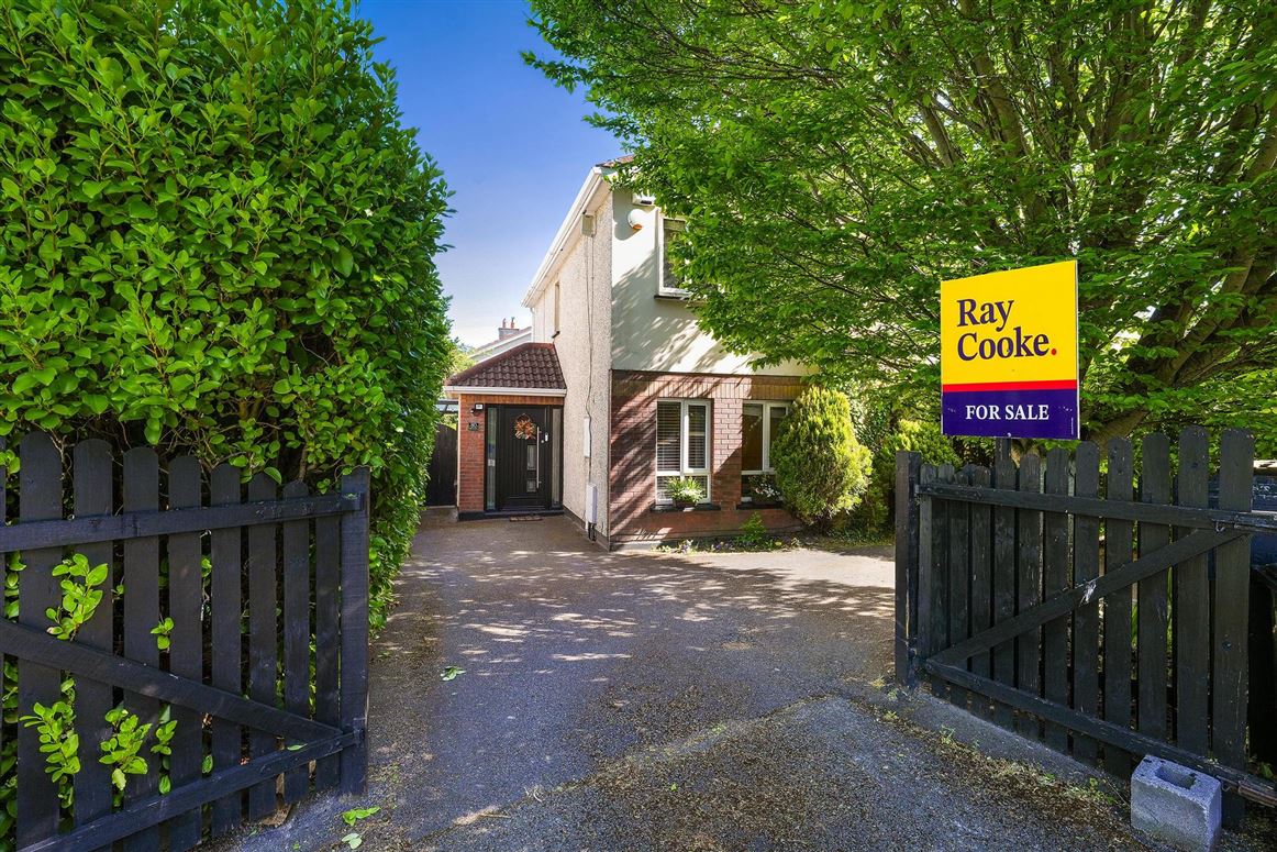 80 Castle Riada Avenue, Lucan, Co. Dublin