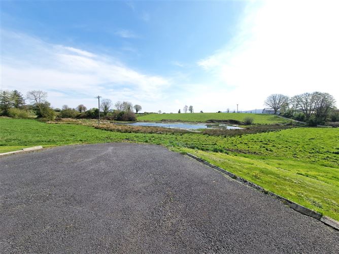 Photo 32 of 36 — Iragh, O'Callaghan Mills, Co. Clare
