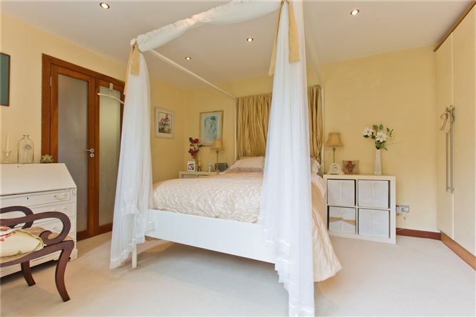 Marine Villa, 100 Coliemore Road, Dalkey, Co. Dublin