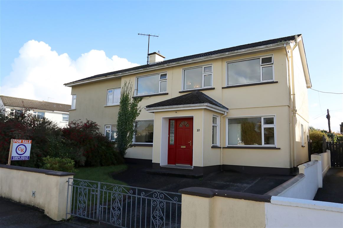 10 Castle Court, Ballina, Mayo