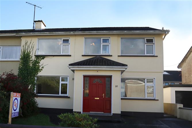 10 Castle Court, Ballina, Mayo