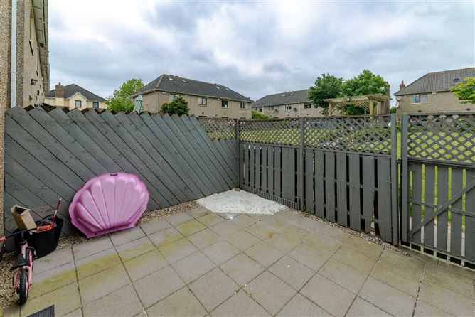 33 Ridgewood Square, Swords, Dublin