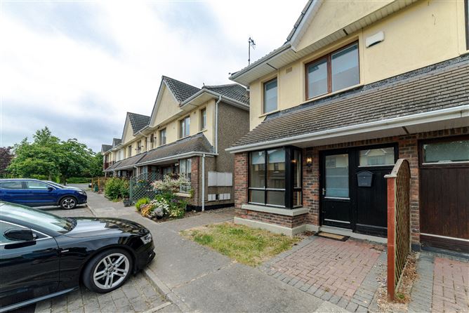 33 Ridgewood Square, Swords, Dublin