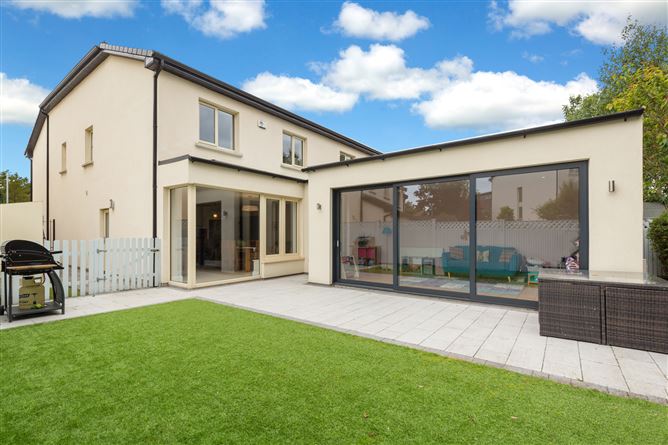 30 Bracken Park Drive, Castleknock, Dublin 15