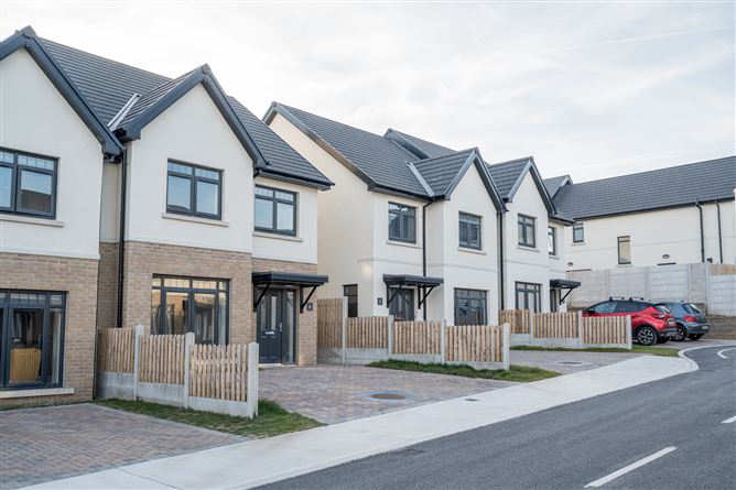 17 Strand Hill Green, Strand Hill, Tramore, Co. Waterford