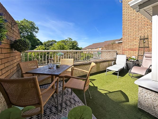 13 Newlands Manor Fairways, Clondalkin, Dublin 22