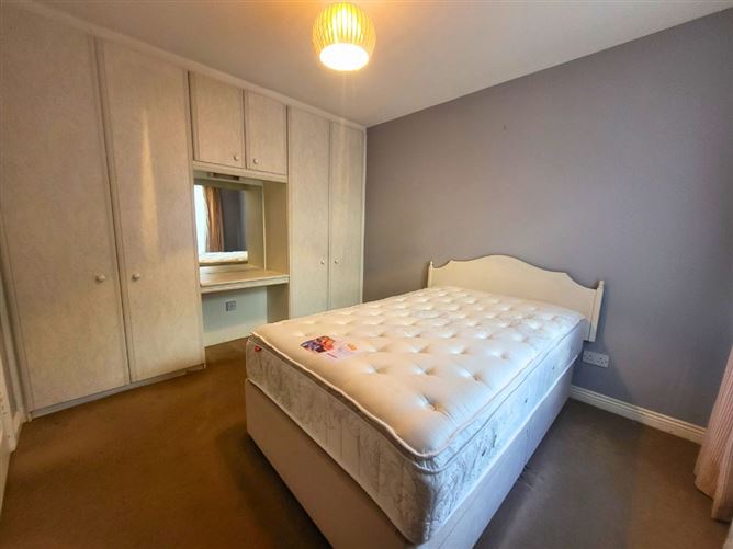 22 Merrion Grove, Blackrock, County Dublin