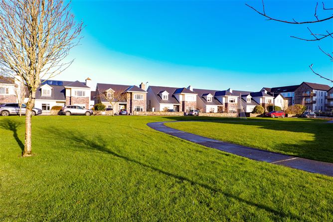 11 Heather Hill, Barna, Galway