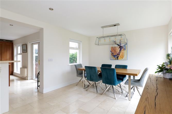 11 Heather Hill, Barna, Galway