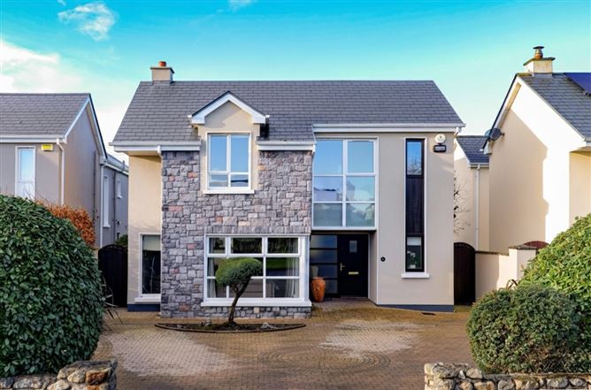 11 Heather Hill, Barna, Galway