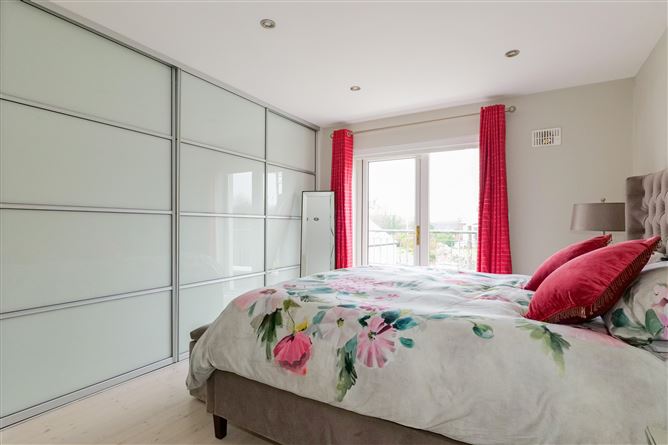 11 Heather Hill, Barna, Galway