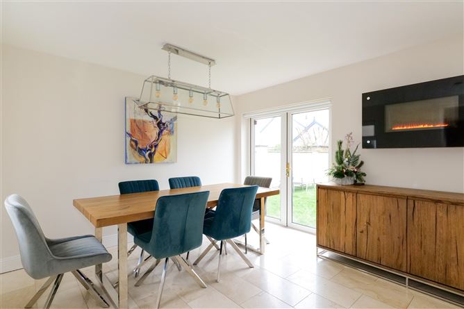 11 Heather Hill, Barna, Galway