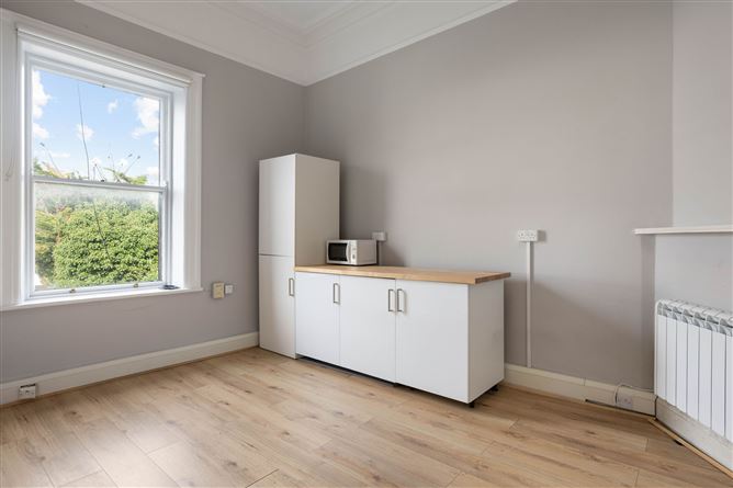 Hall and 1st floor, 56 Lansdowne Road, Ballsbridge, Dublin 4