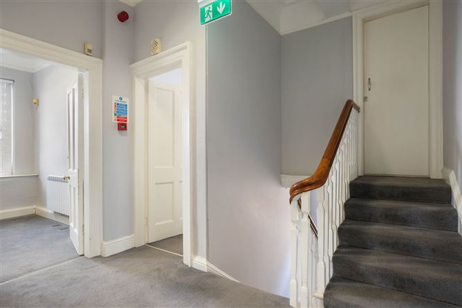 Hall and 1st floor, 56 Lansdowne Road, Ballsbridge, Dublin 4