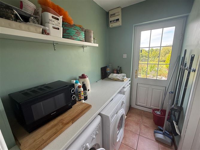 Photo 10 of 31 — Pear Tree Lodge, Barleymount West, Killarney, Co. Kerry