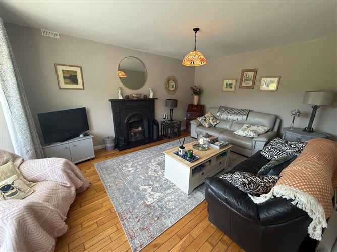 Pear Tree Lodge, Barleymount West, Killarney, Co. Kerry