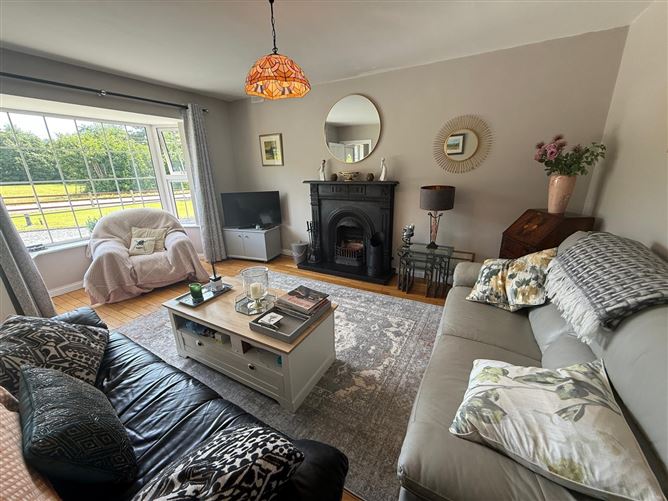 Pear Tree Lodge, Barleymount West, Killarney, Co. Kerry