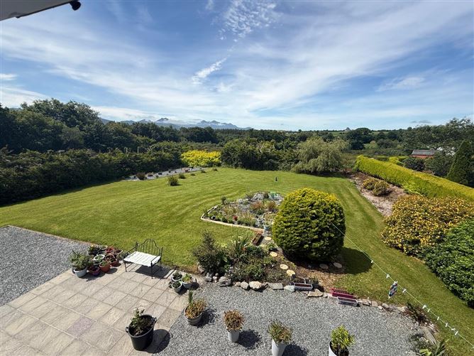 Photo 24 of 31 — Pear Tree Lodge, Barleymount West, Killarney, Co. Kerry