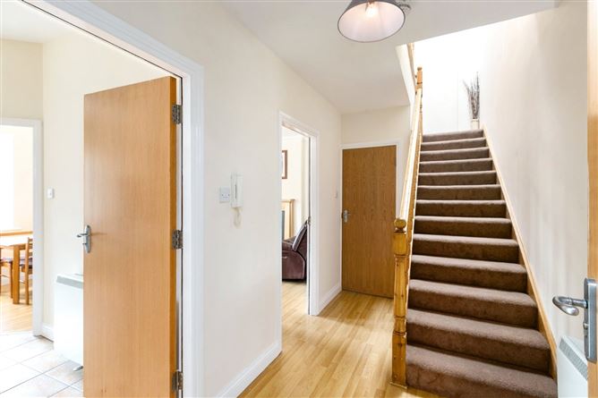 2 The Forge, Rochestown Avenue, Dun Laoghaire, Co. Dublin