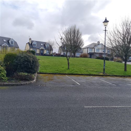 24 Highfield, Charlestown Rd., Tubbercurry, Sligo
