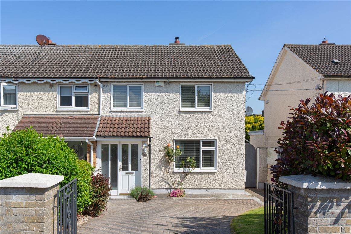 11 Mountain View Drive, Churchtown, Dublin 14