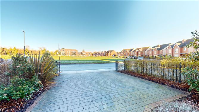 5 Beresford Crescent, Donabate,   County Dublin