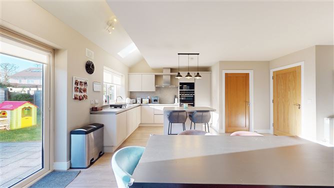 5 Beresford Crescent, Donabate,   County Dublin