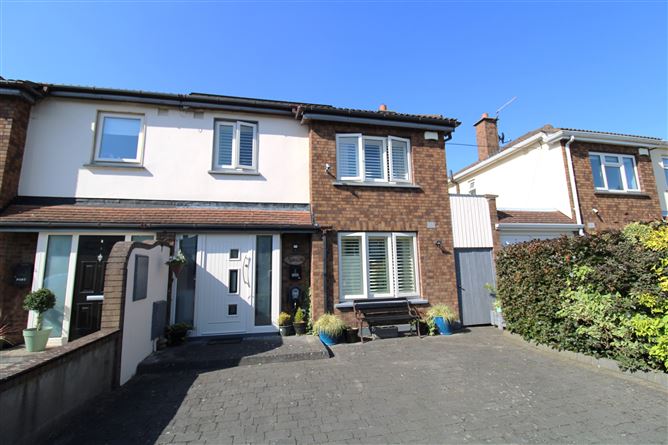 6 Oaktree Grove, Castleknock,   Dublin 15