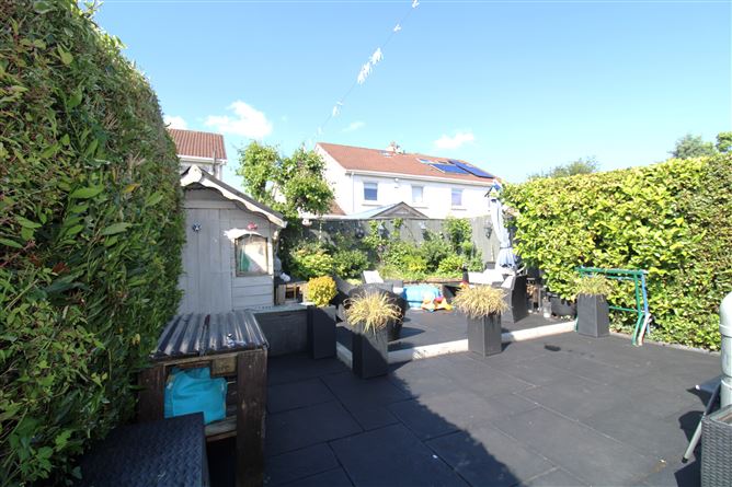 6 Oaktree Grove, Castleknock,   Dublin 15