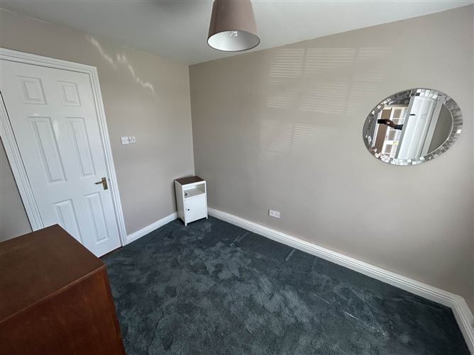 8 St Fintans Terrace, Doon, Limerick, County Limerick