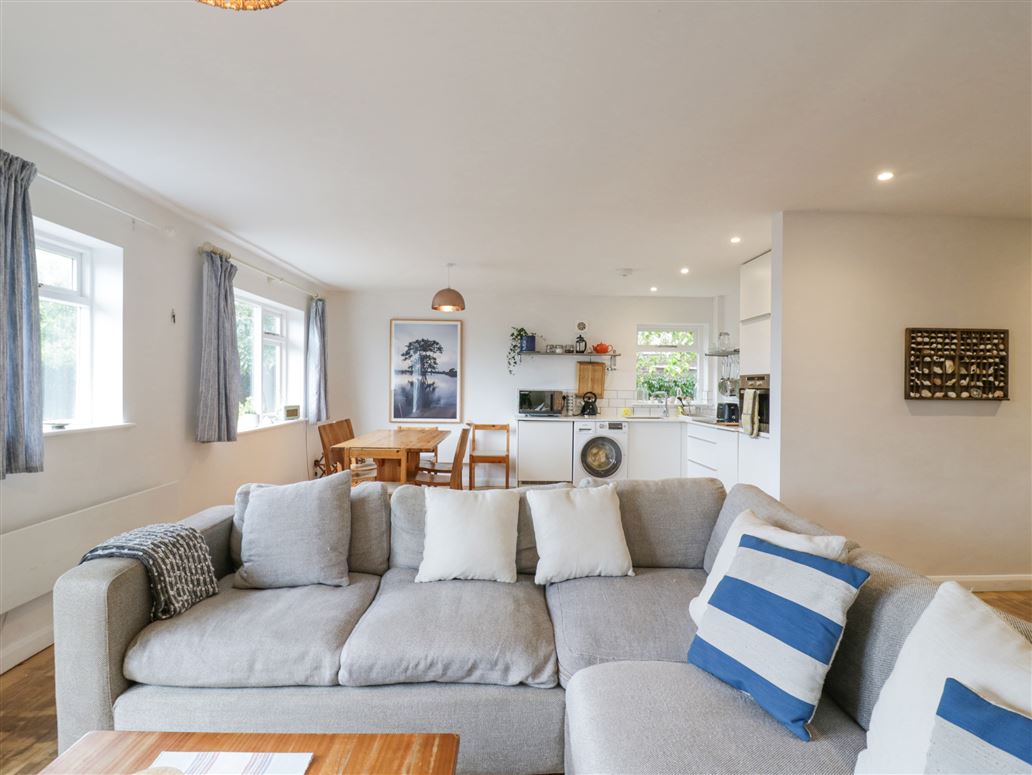 4 Wellington Parade, East Apartment,Walmer, Kent, United Kingdom
